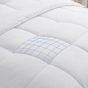 Double Duvet (White Plain) – 270×250 – 100% Cotton Fabric – Microfiber filling